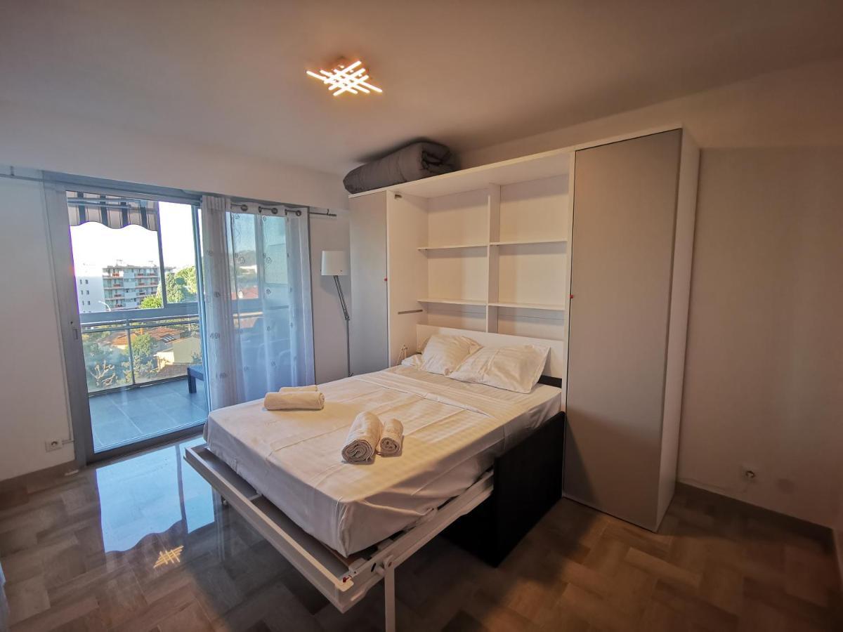 Sea Side Oceanides Apartamento Juan-les-Pins Exterior foto